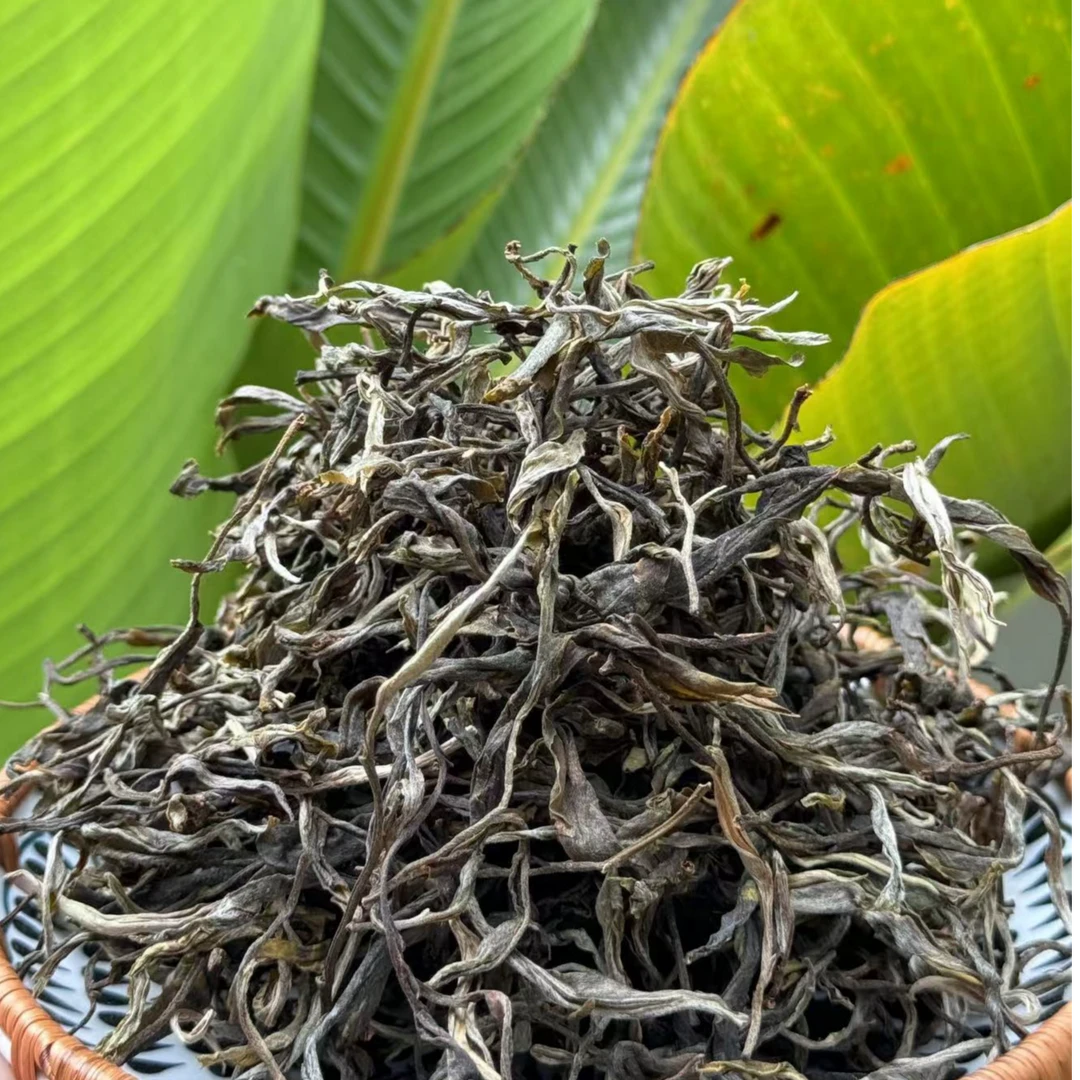 2018年昔归古树散茶普洱生茶