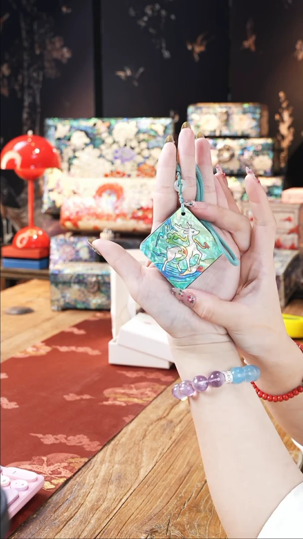 【闪购商品】瓷片豆包儿的星耀家