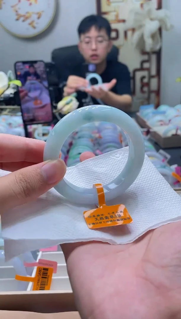 未镶嵌手镯翡翠203-54