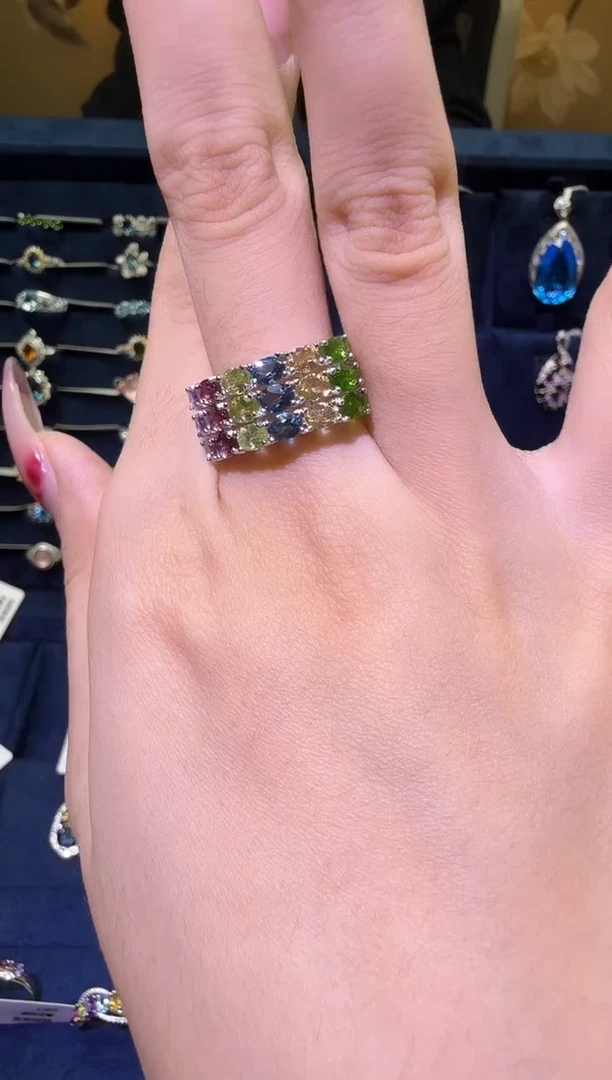 银S925镶嵌戒指托帕石天然宝石