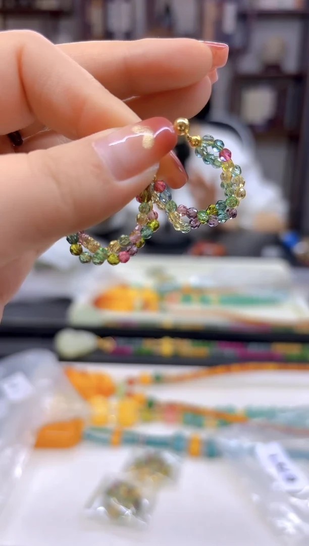 【闪购商品】碧玺耳饰14K金镶嵌耳圈E751