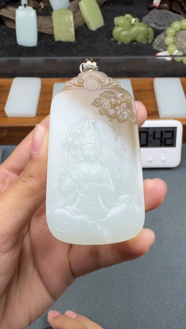 颈饰未镶嵌和田玉1