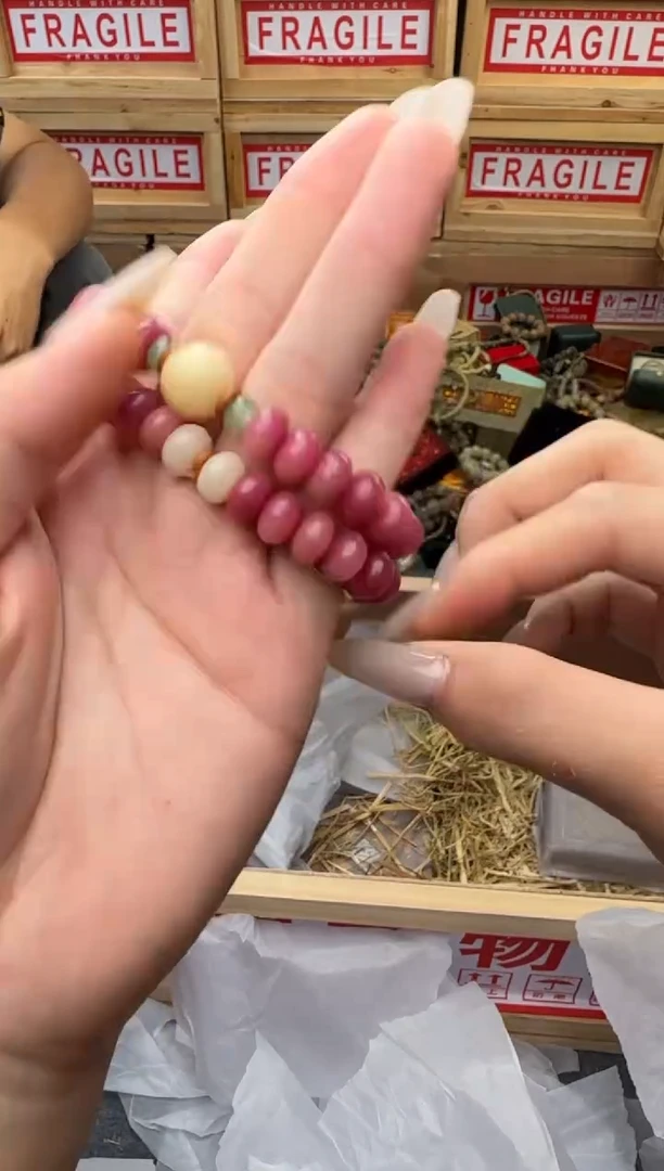 精美手串（无礼盒）