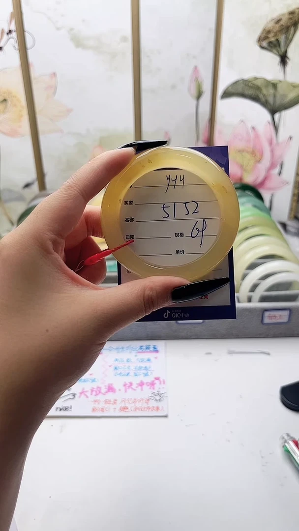 石英质玉手镯未镶嵌Y44微色差