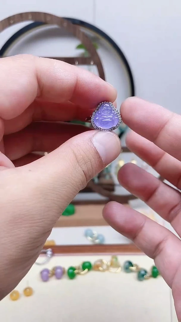 合金石英质玉（天山翠）耳钉180号