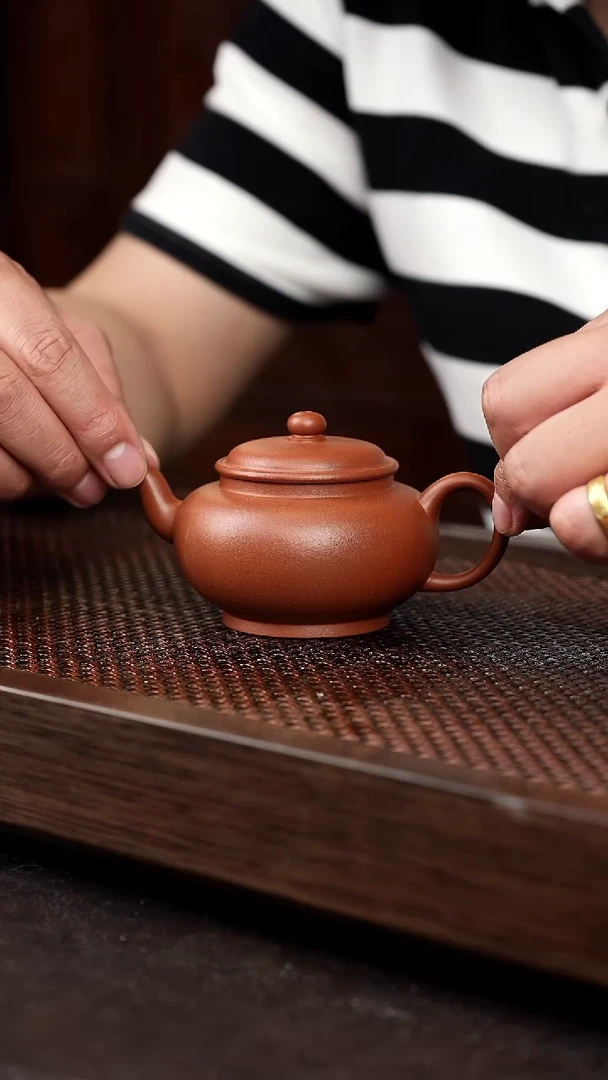 茶壶紫砂朱泥宫灯