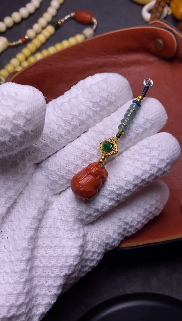 南红玛瑙未镶嵌颈饰貔貅侧挂（多样性发其一）