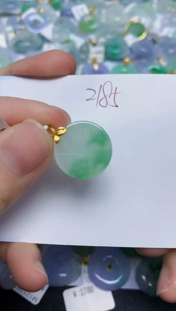 翡翠18K金镶嵌颈饰天然缅甸翡翠A货