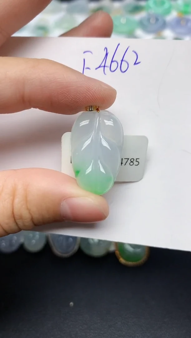 颈饰18K金镶嵌翡翠天然缅甸A货翡翠百元以上9元证书费自理