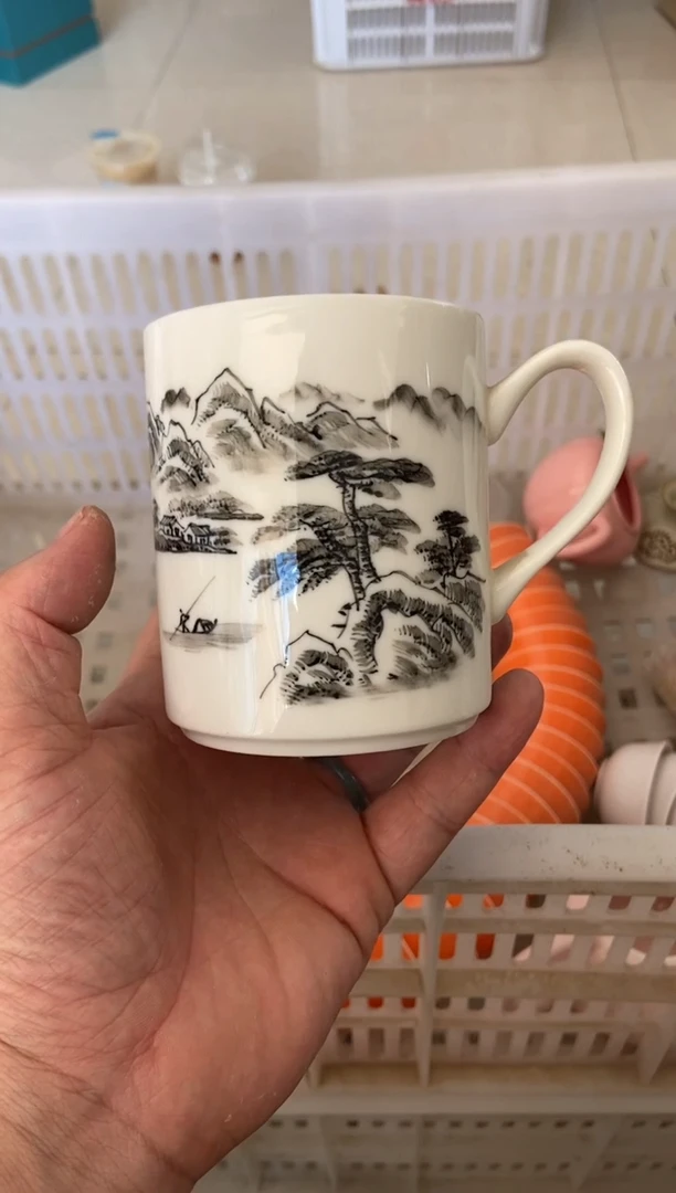 杯无运费险有瑕疵的摄影的产品有使用过的痕迹有点脏介意勿拍