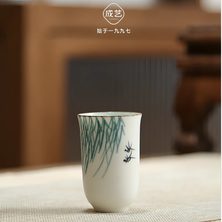 成艺手绘品茗杯釉下彩主人杯家用功夫茶具陶瓷茶杯直筒杯闻香杯