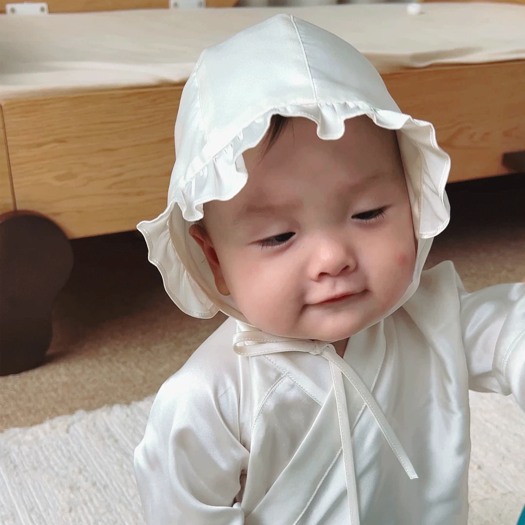 新款100%真丝胎帽宝宝帽子桑蚕丝防护帽防风四季通用圆顶帽必备