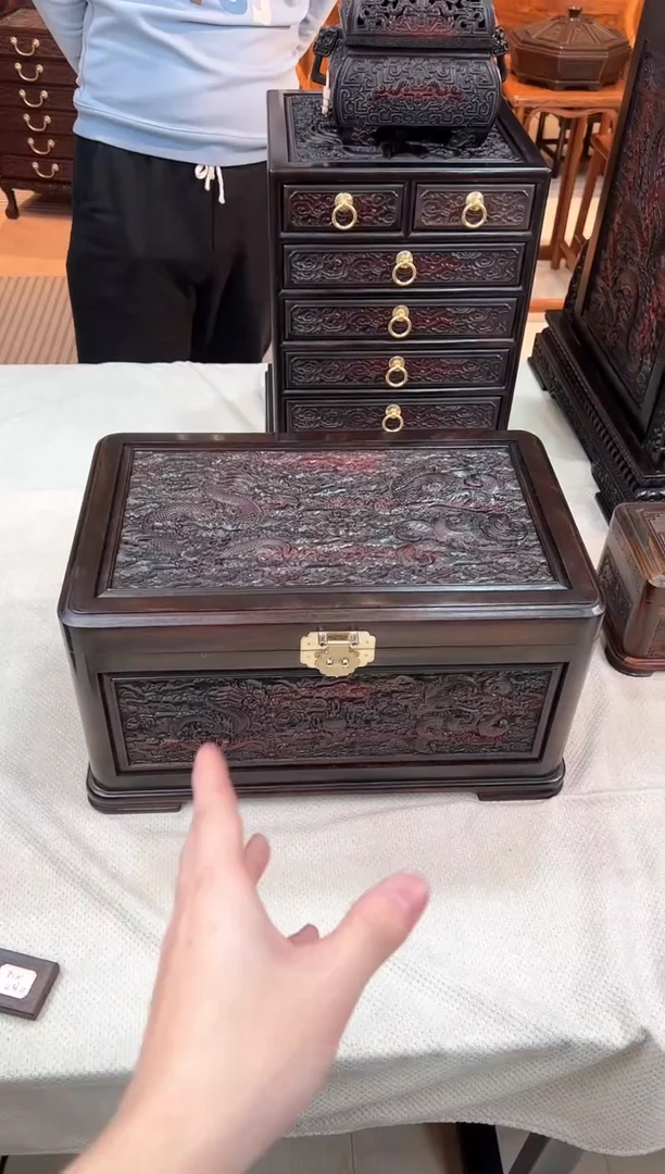 【闪购商品】红酸枝木类家具珠宝箱（云锦）