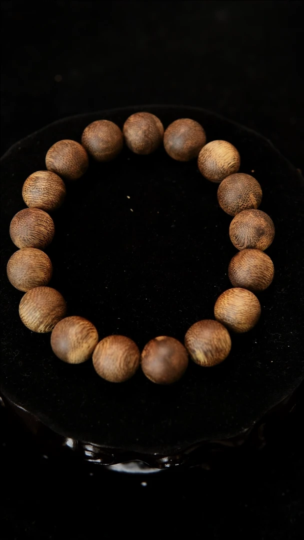 【闪购商品】沉香手串海南尖峰岭莺歌绿奇楠卡13单圈圆珠99沉