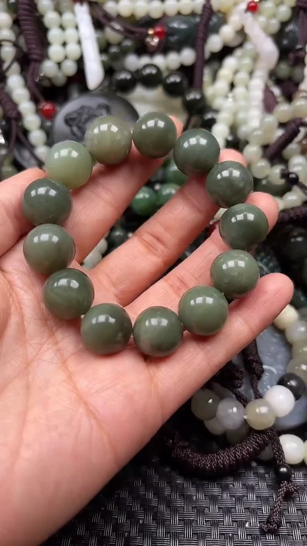 【闪购商品】和田玉颈饰未镶嵌.