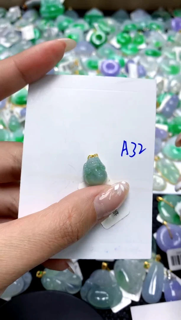 【闪购商品】翡翠颈饰18K金镶嵌111111111111