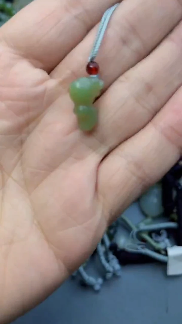 颈饰未镶嵌和田玉多样性发货  拍一发一