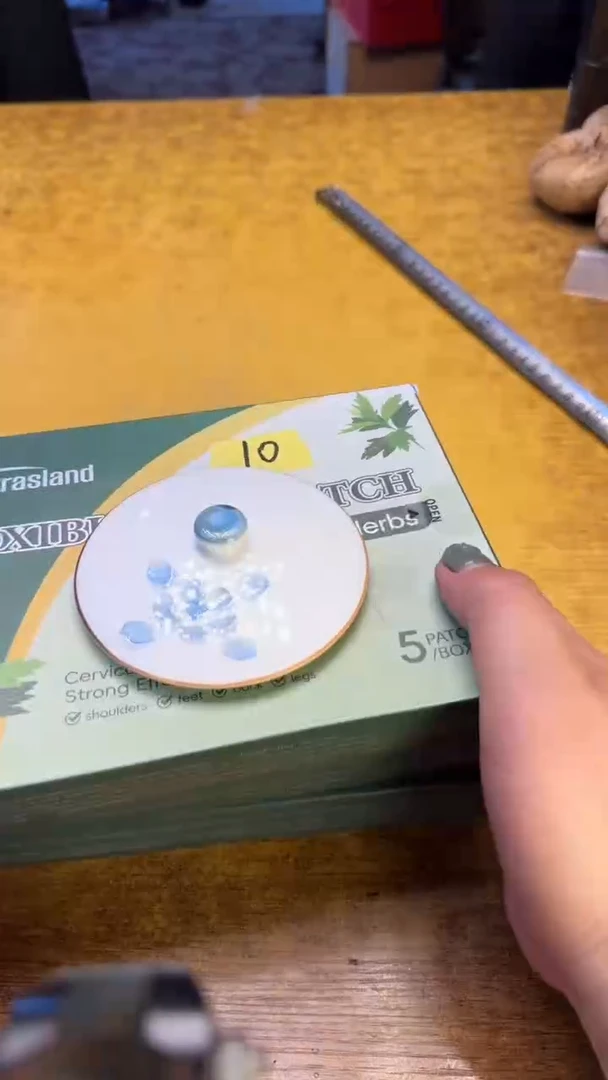 瓷器瓷器瑕疵脏旧10四件艾草碗