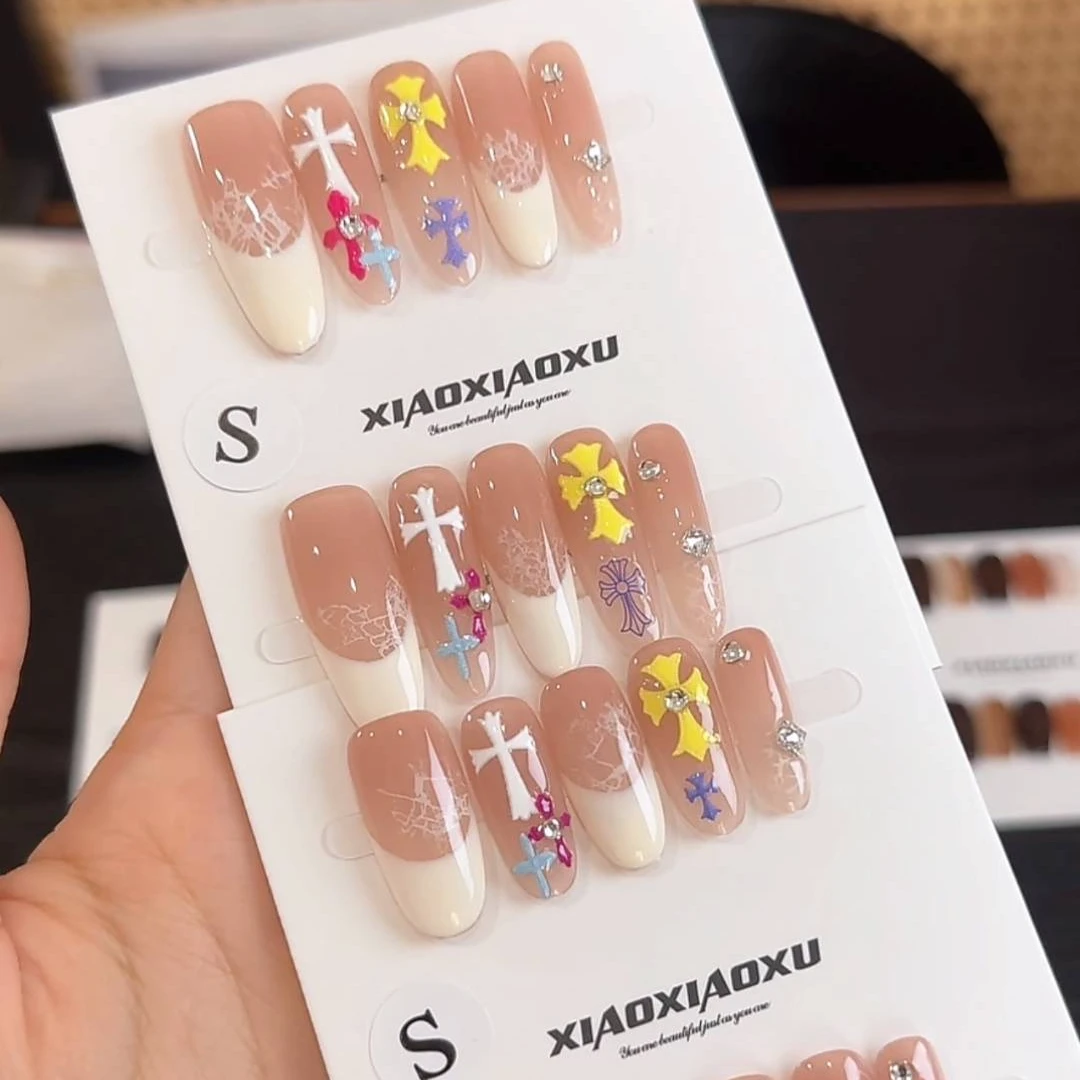 【幻彩克罗心】—— 小徐手工穿戴甲