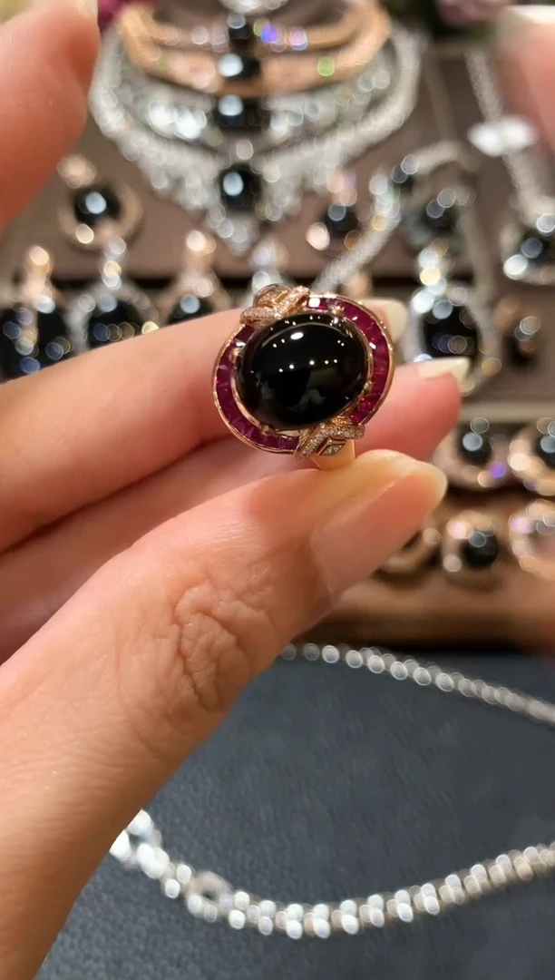 18K金镶嵌戒指翡翠m49