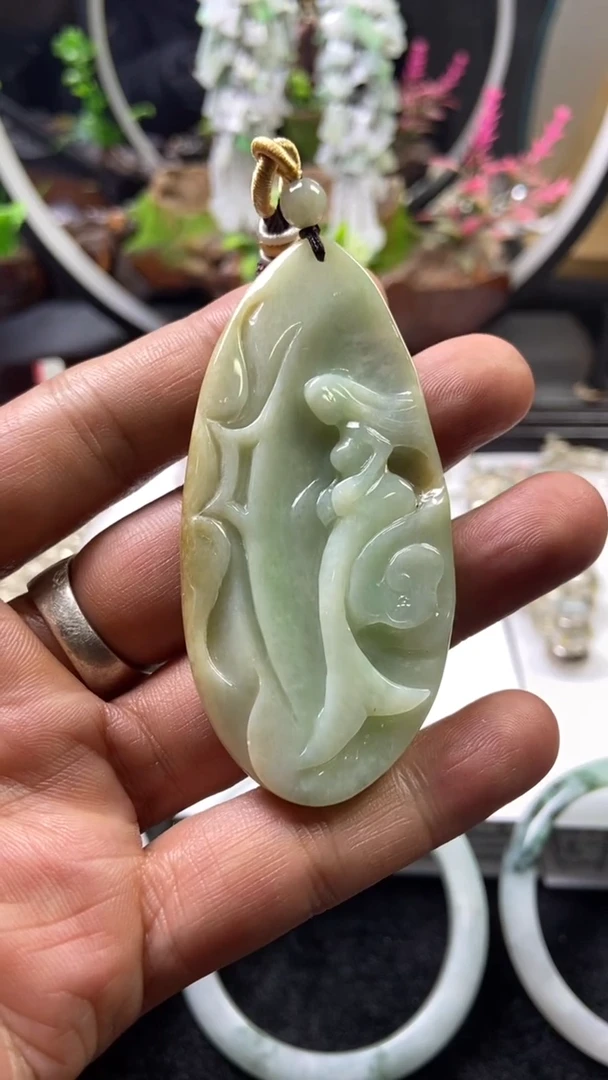 吊坠(不含链)未镶嵌翡翠缅甸天然A货翡翠  美人鱼精美雕刻