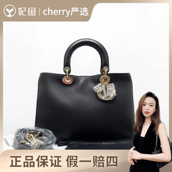 迪奥/包包/95新/市场价32000/32*22