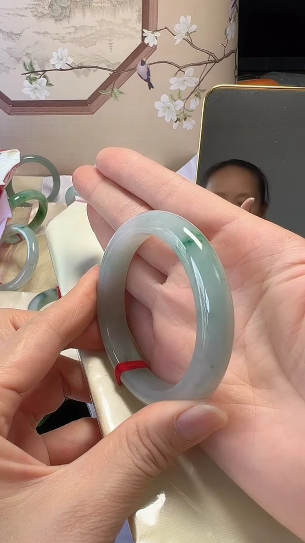 未镶嵌手镯翡翠翡翠手镯