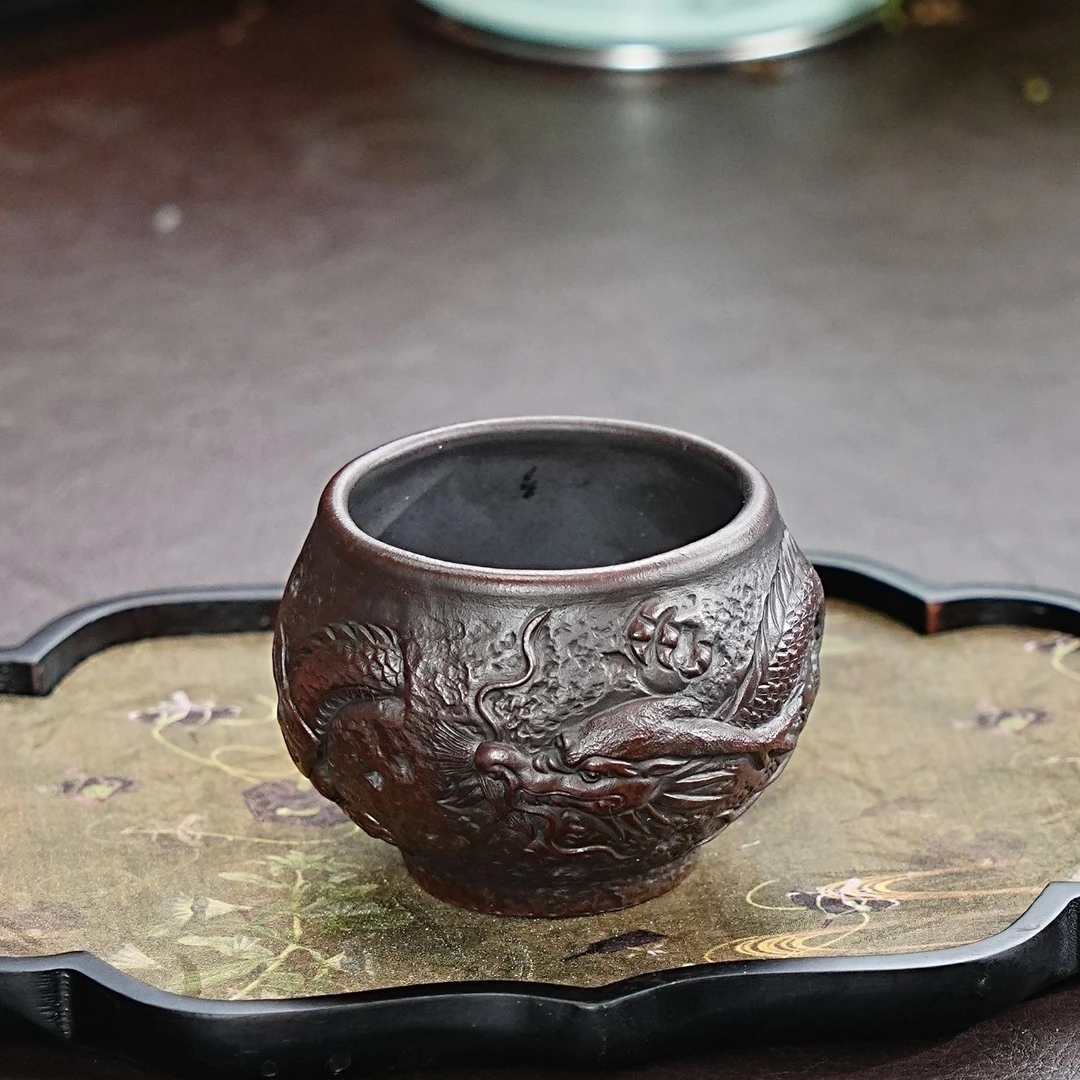 【2975天龙异形杯】宜兴原矿紫砂手工堆绘天龙异形主人杯