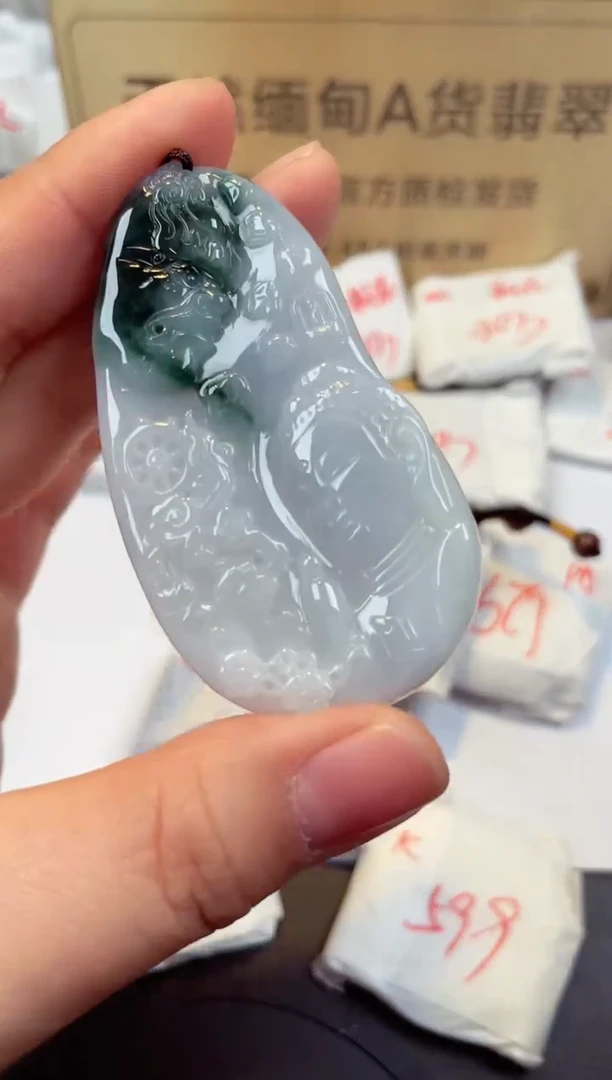 【闪购商品】翡翠颈饰未镶嵌天然缅甸翡翠A货