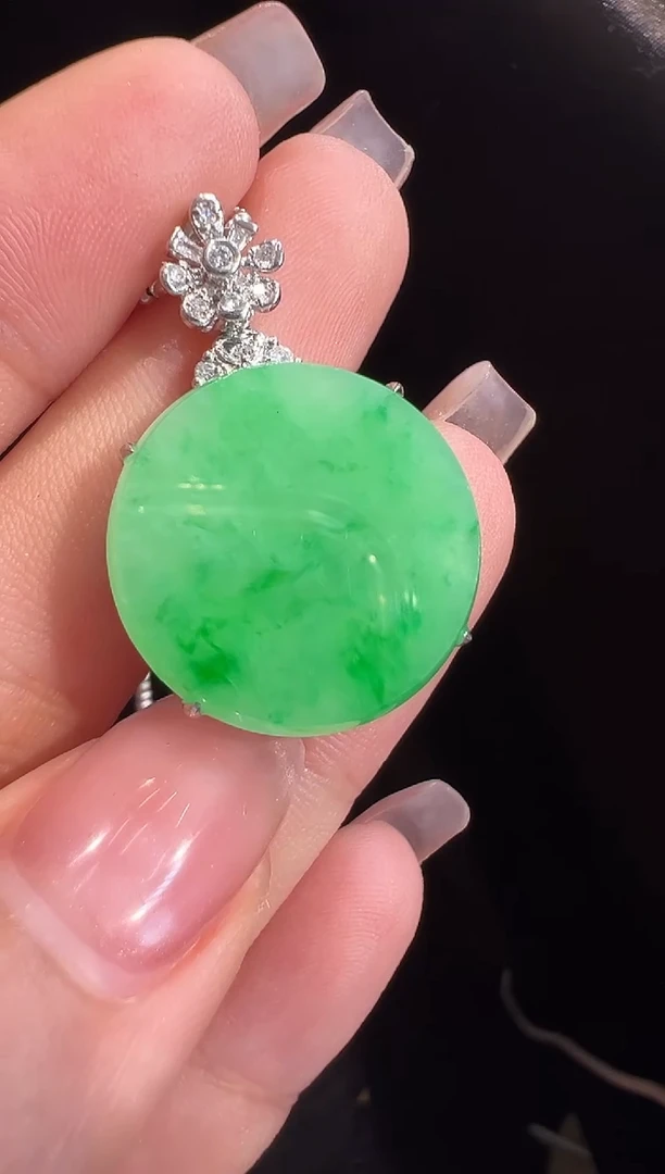 翡翠18K金镶嵌吊坠(不含链)吊坠