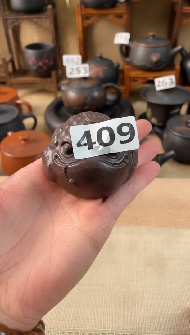 遇****我建水紫陶微瑕金蝉茶宠409