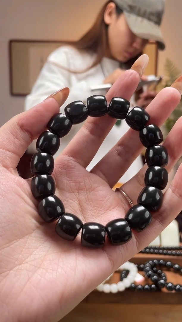 未镶嵌手链和田玉和田玉黑青12·13直
