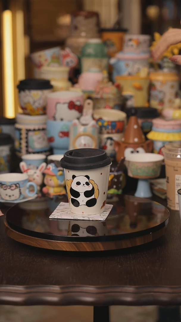 景德镇釉下彩绘设计师款式陶瓷