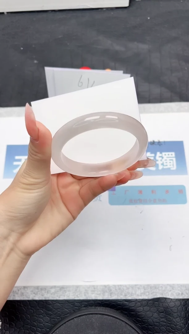 【闪购商品】石英质玉手镯未镶嵌Q41-56.6