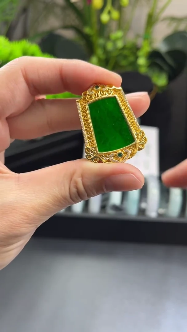 【闪购商品】翡翠吊坠(不含链)银S925镶嵌无事牌