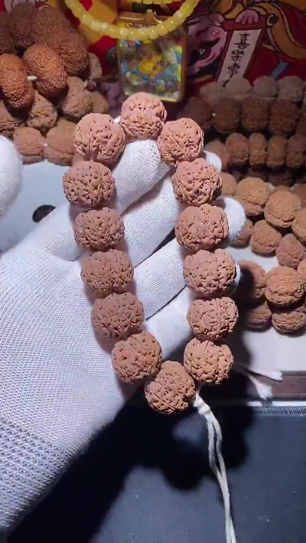 【闪购商品】金刚菩提手串平头针孔五星蜂王22