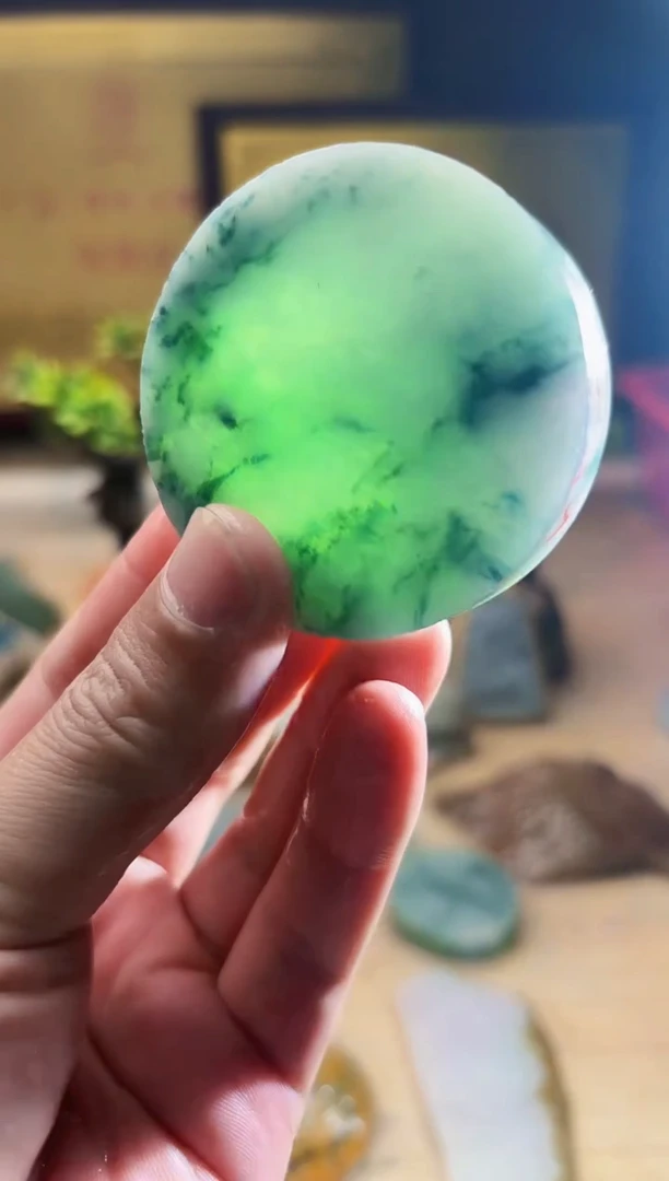 翡翠挂件未镶嵌A货张麦9982