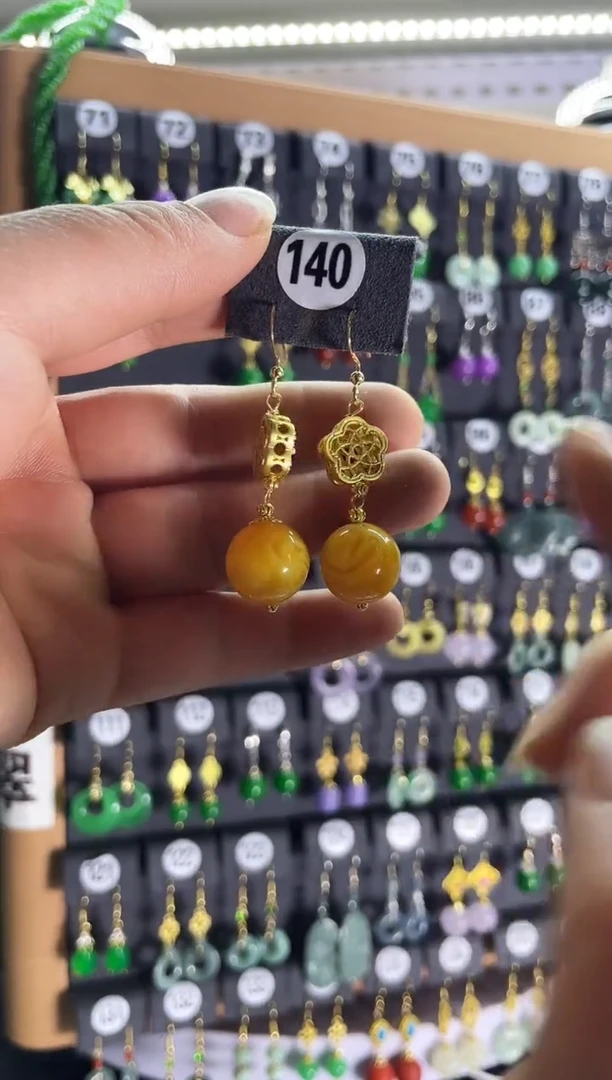 【闪购商品】蜜蜡耳饰银S925镶嵌140...