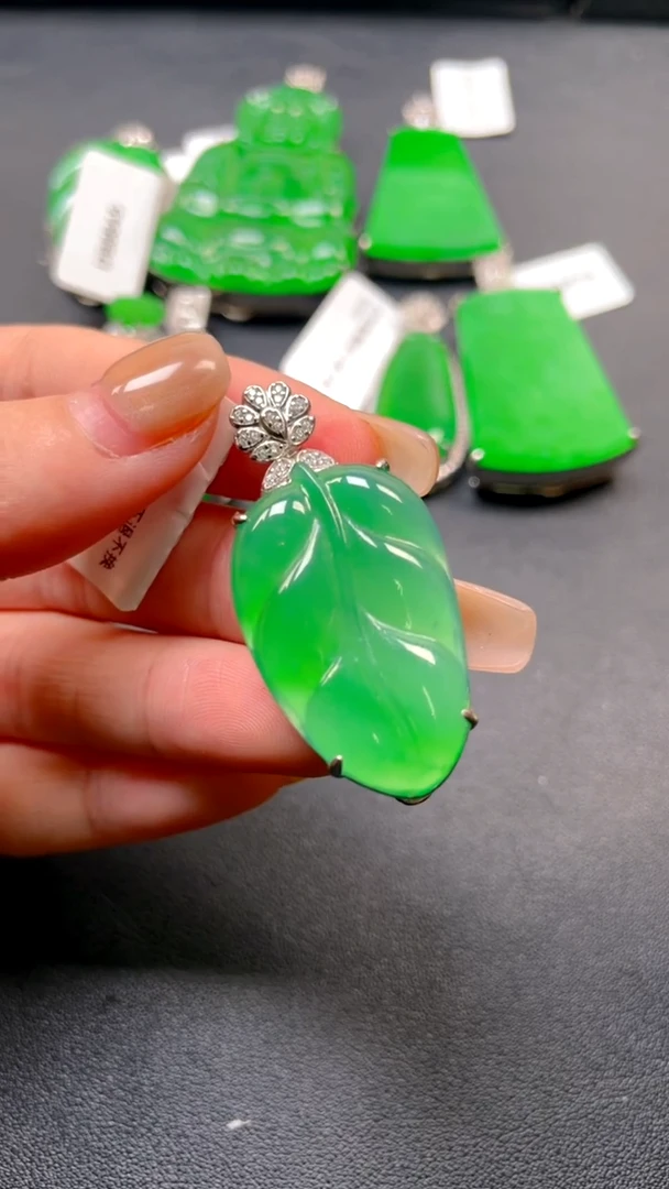 吊坠(不含链)银S925镶嵌翡翠吊坠·