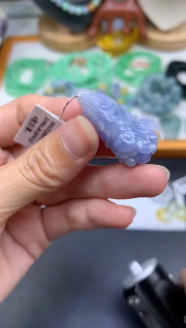 定制翡翠未镶嵌翡翠