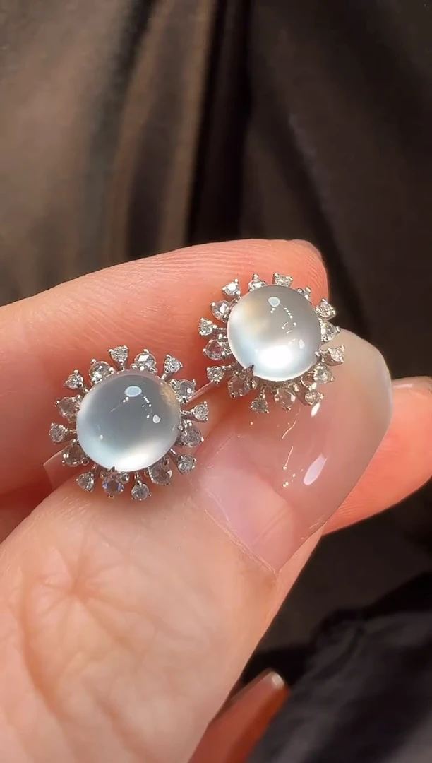 18K金镶嵌翡翠耳饰L6耳钉