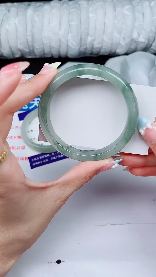 石英质玉手镯未镶嵌448-58/59