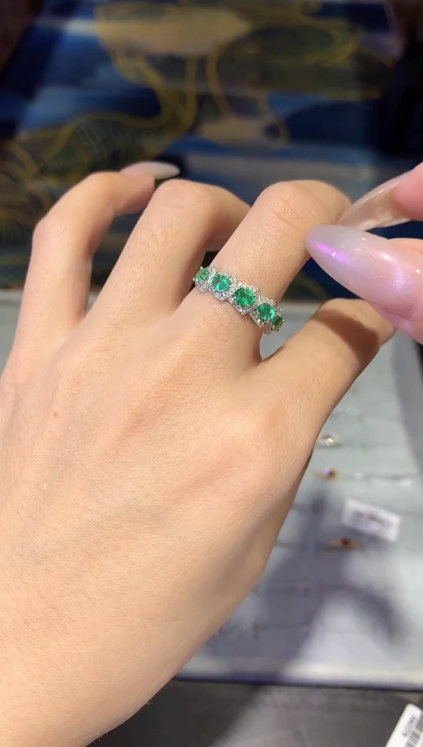 【闪购商品】祖母绿戒指18K金镶嵌祖母绿戒指YT027