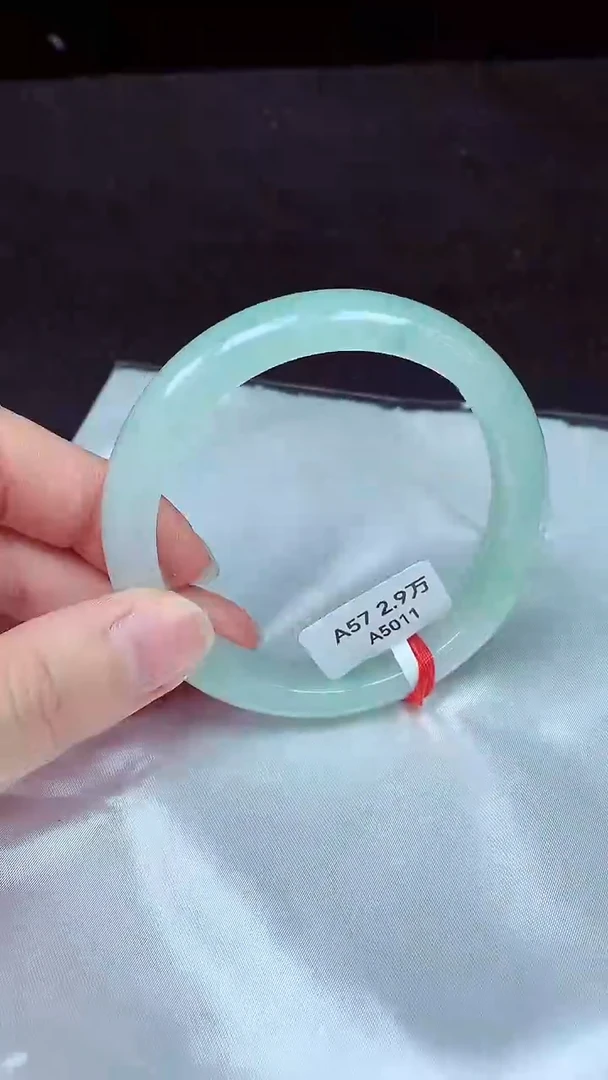 翡翠手镯未镶嵌镯子057+