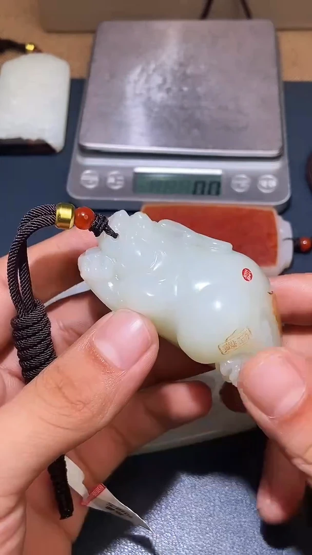颈饰未镶嵌和田玉管*员HX