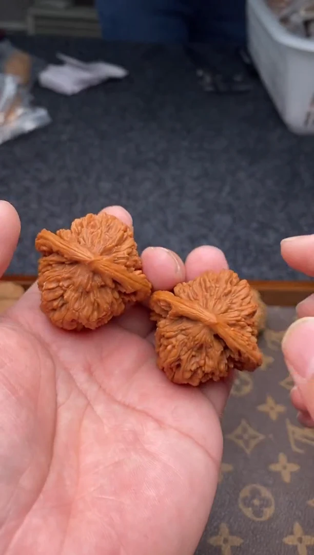 把件文玩核桃B26号四座楼43尺全家福