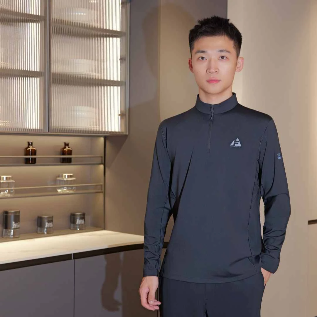 Fila/斐乐男士【保暖功能】秋冬半拉链立领高弹长袖上衣A11M547203F