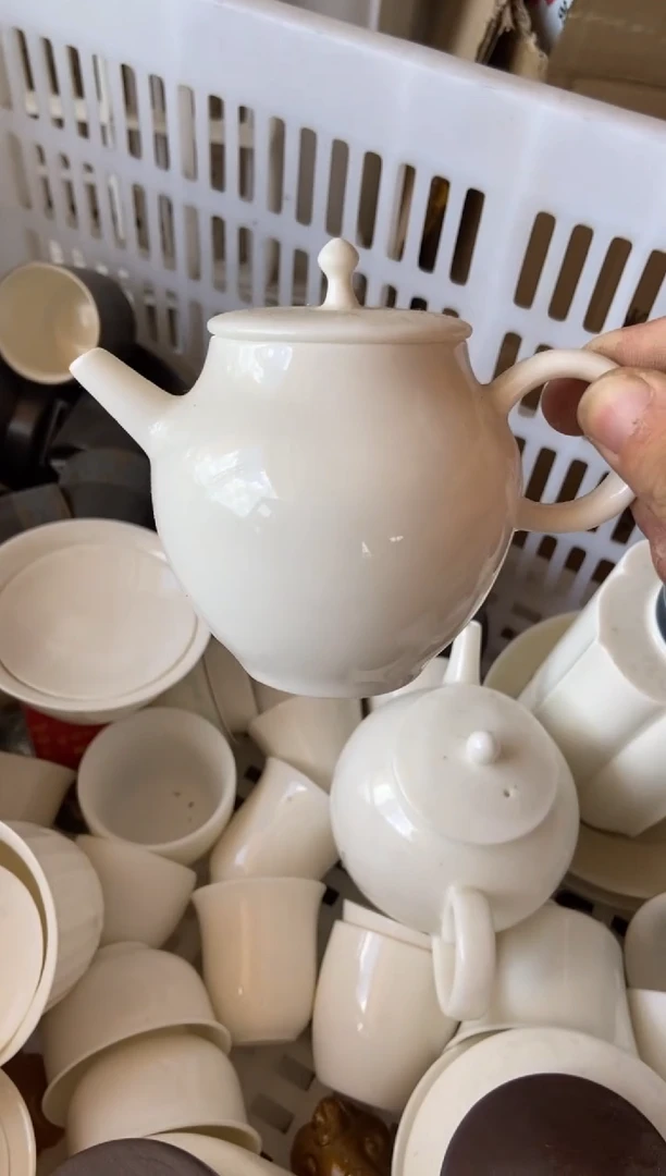 杯无运费险有瑕疵的摄影的产品有使用过的痕迹有点脏介意勿拍