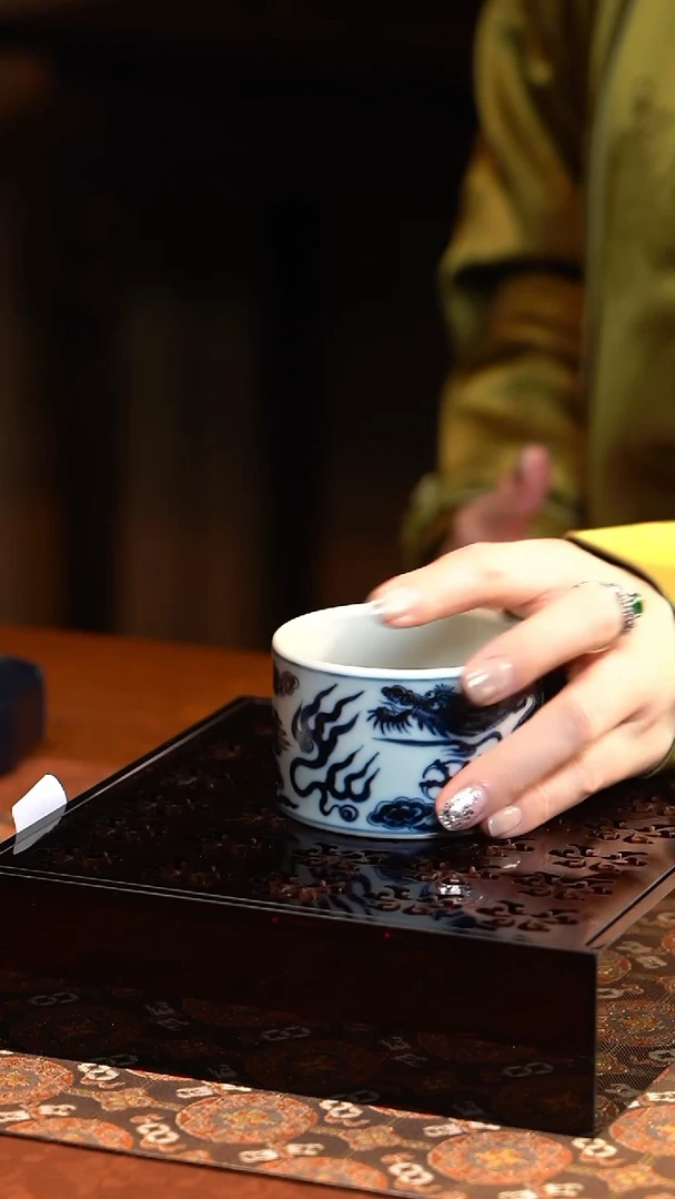 【闪购商品】L元邑铠甲龙大扳指杯