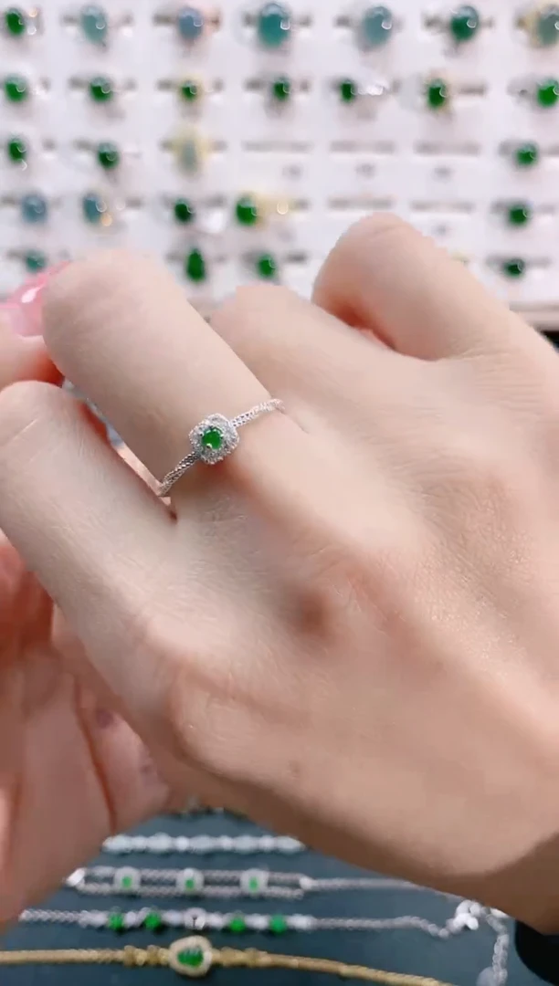 【闪购商品】翡翠戒指银S925镶嵌天然翡翠